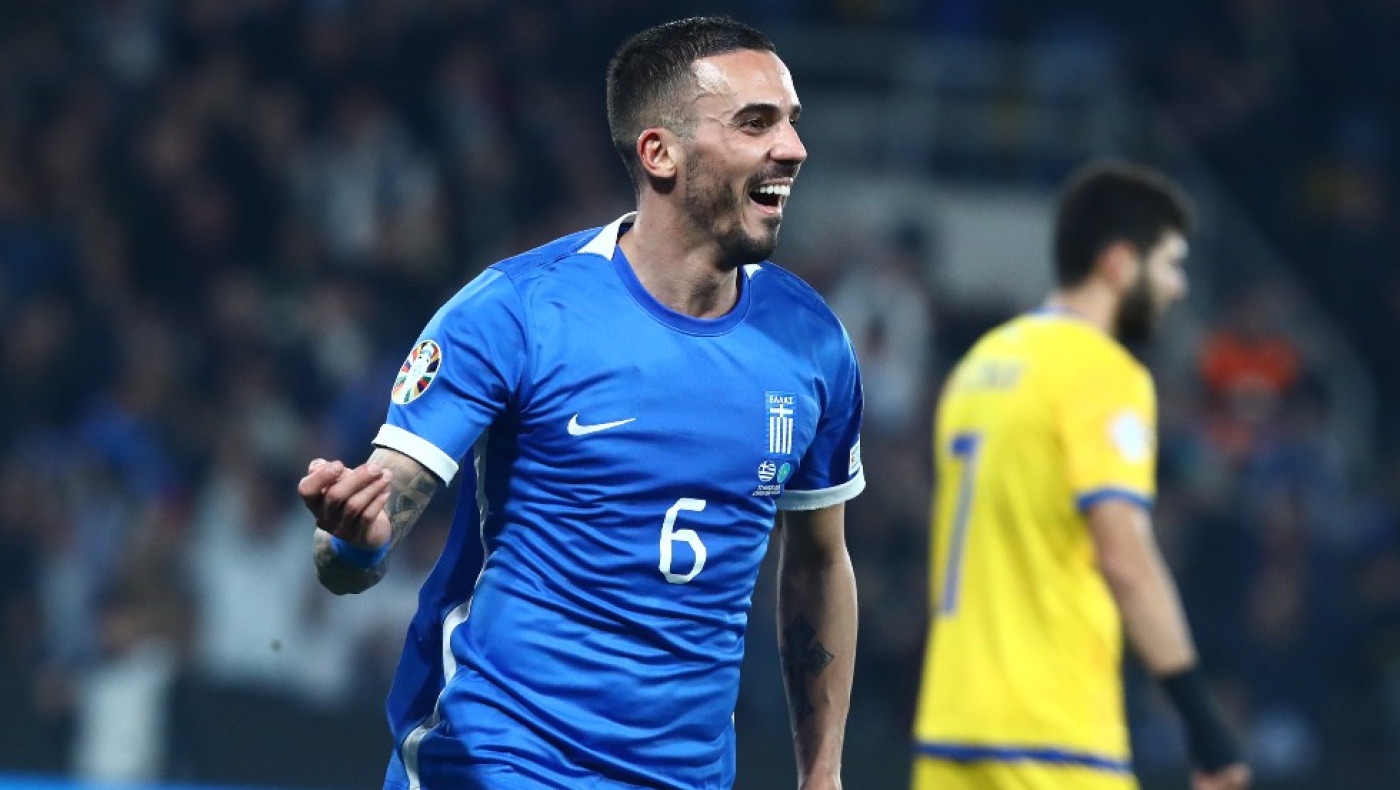 Φανταστική Εθνική, 4-0 στο ημίχρονο το Καζακστάν