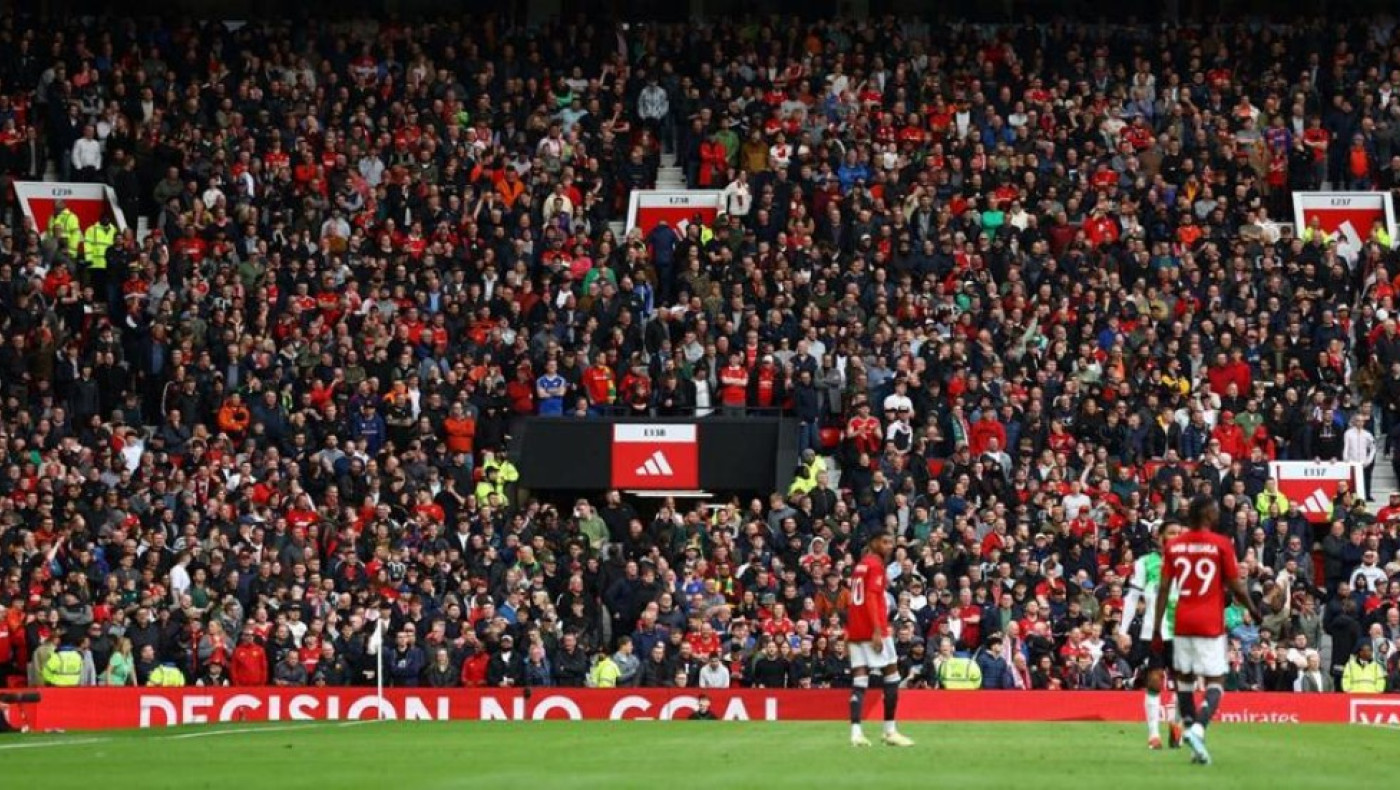 Μάντσεστερ Γιουνάιτεντ: «Κόβουμε θέσεις εργασίας για να βγάλουμε κέρδος»