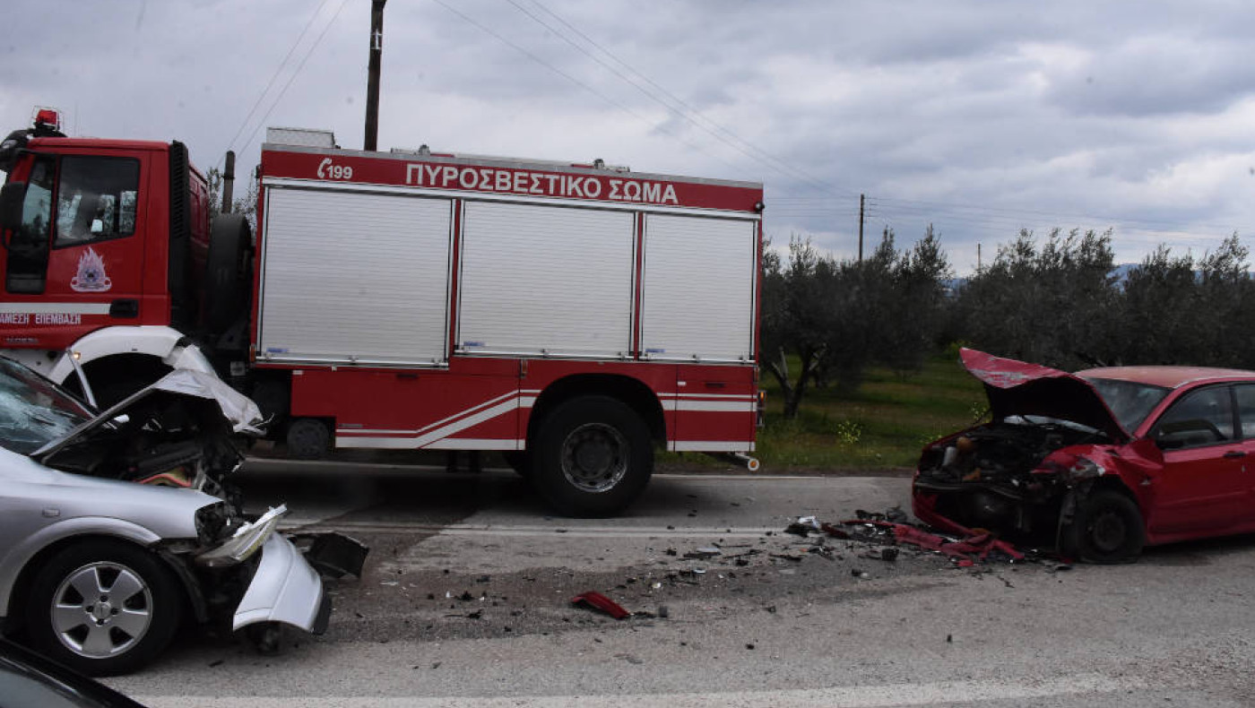 Τρεις τραυματίες σε τροχαίο στην ΕΟ Θεσσαλονίκης-Κιλκίς