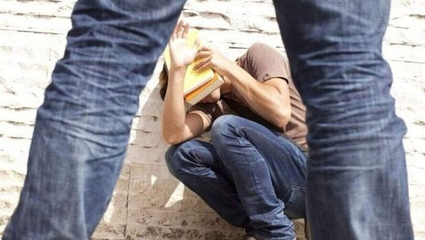 Άγριος ξυλοδαρμός ανήλικης από συμμαθήτρια της