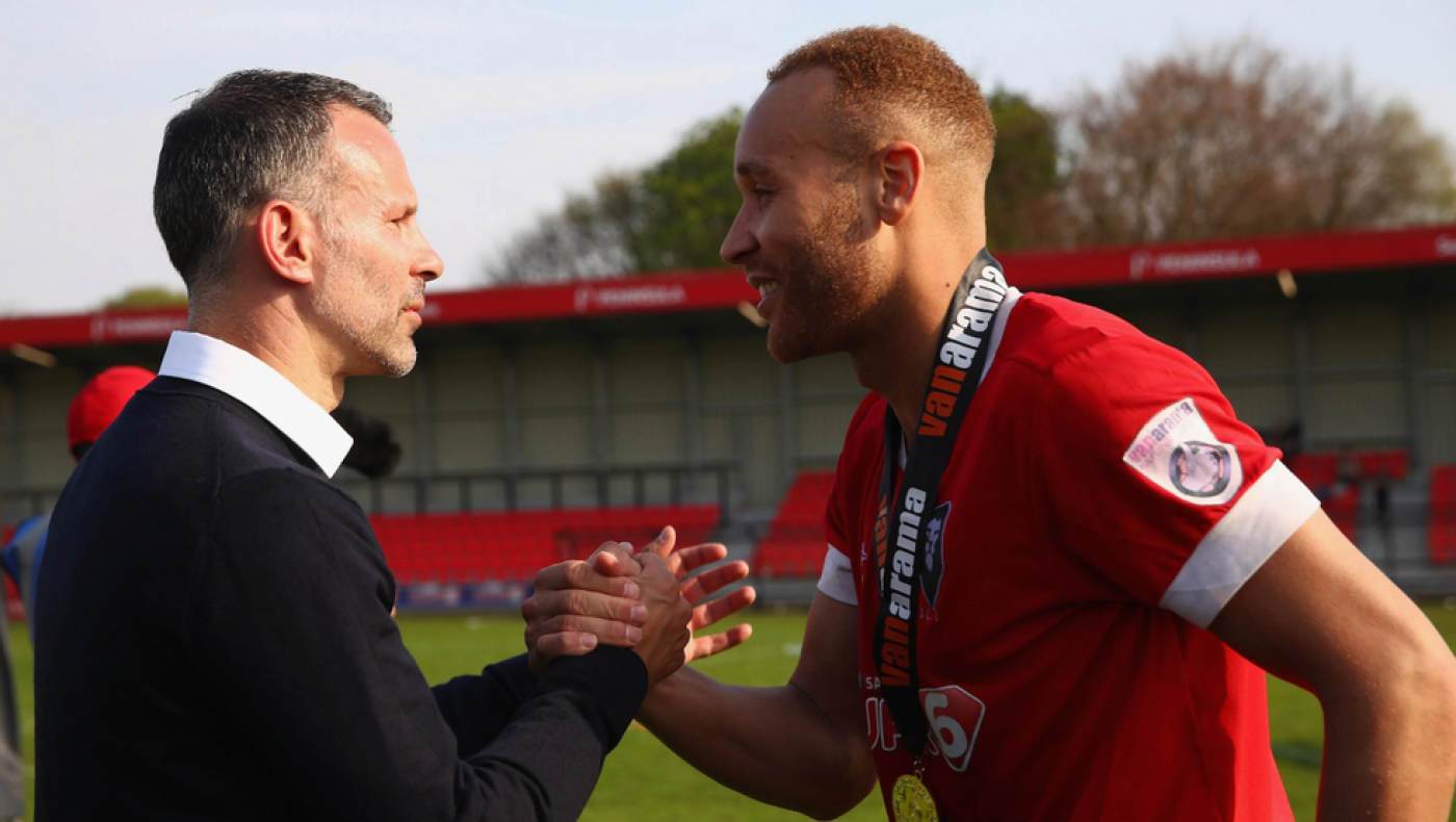 «Στο ένα Metro»: Με Γκιγκς η Σάλφορντ