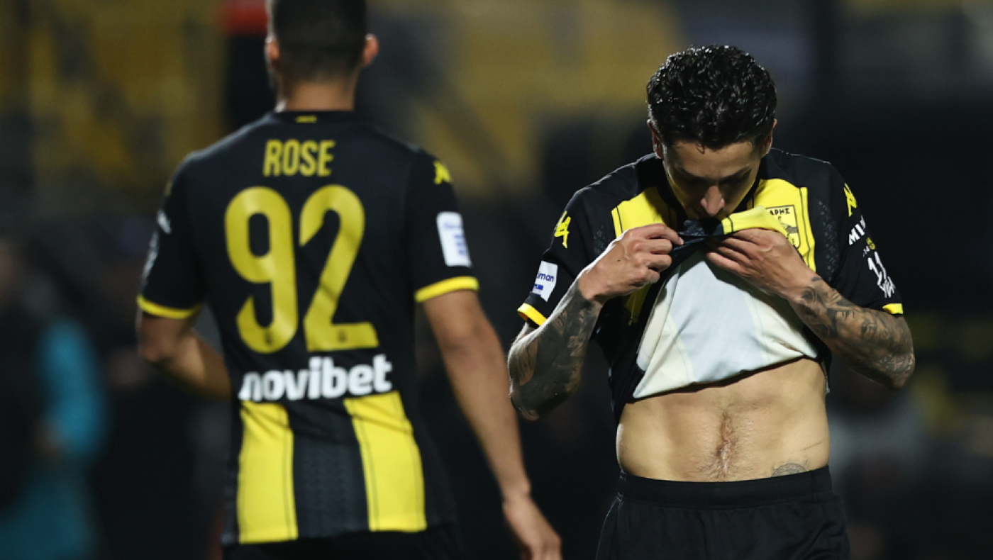 Με ξέσπασμα, έβαλε το δικό του κομμάτι στο παζλ των γενεθλίων