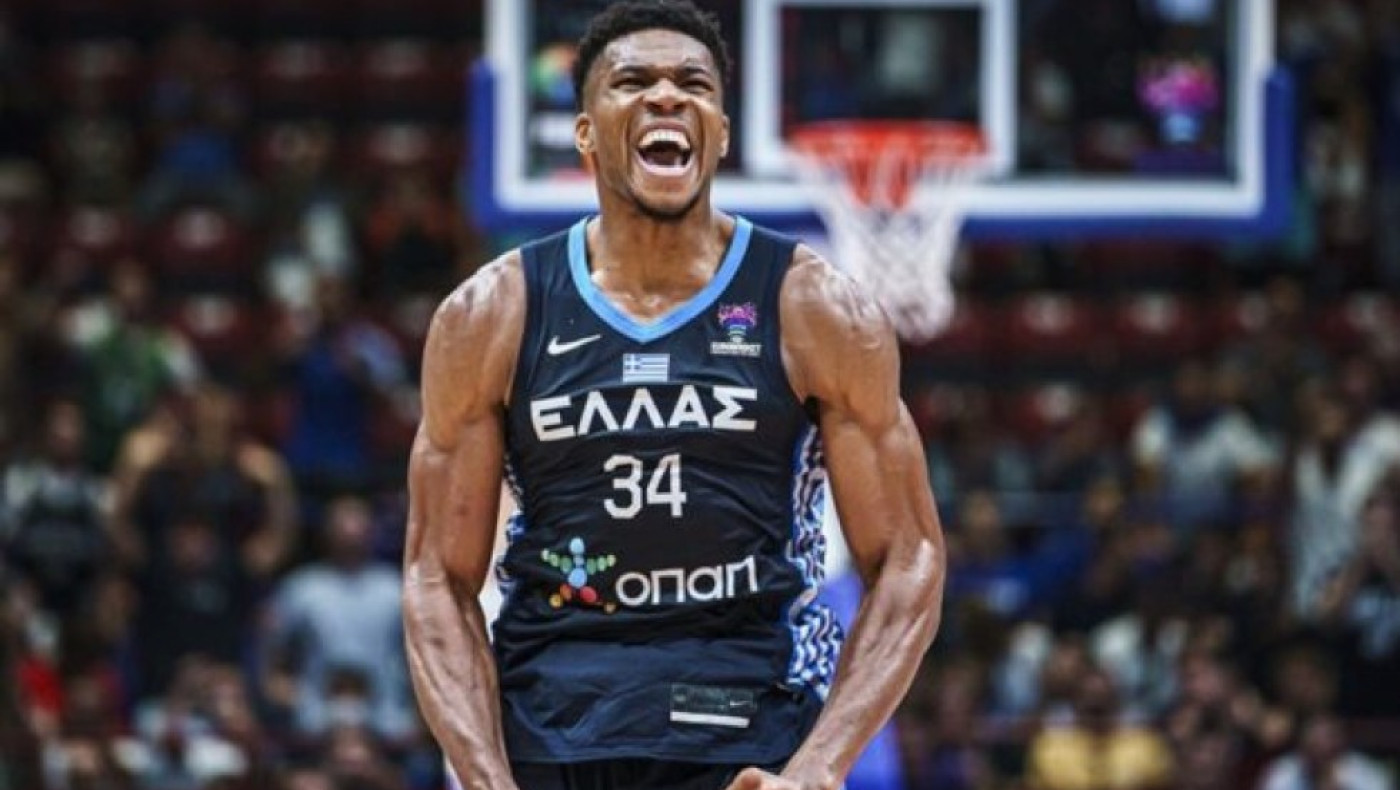 Επική ανάρτηση της FIBA με τον «Έλληνα Θεό» Γιάννη Αντετοκούνμπο!