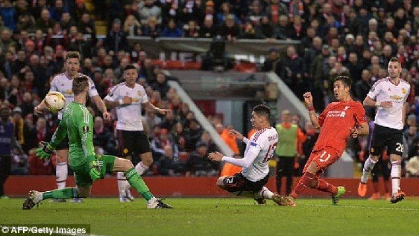 Ευτυχώς που ήταν και ο Ντε Χέα για τη Γιουνάιτεντ! (videos)