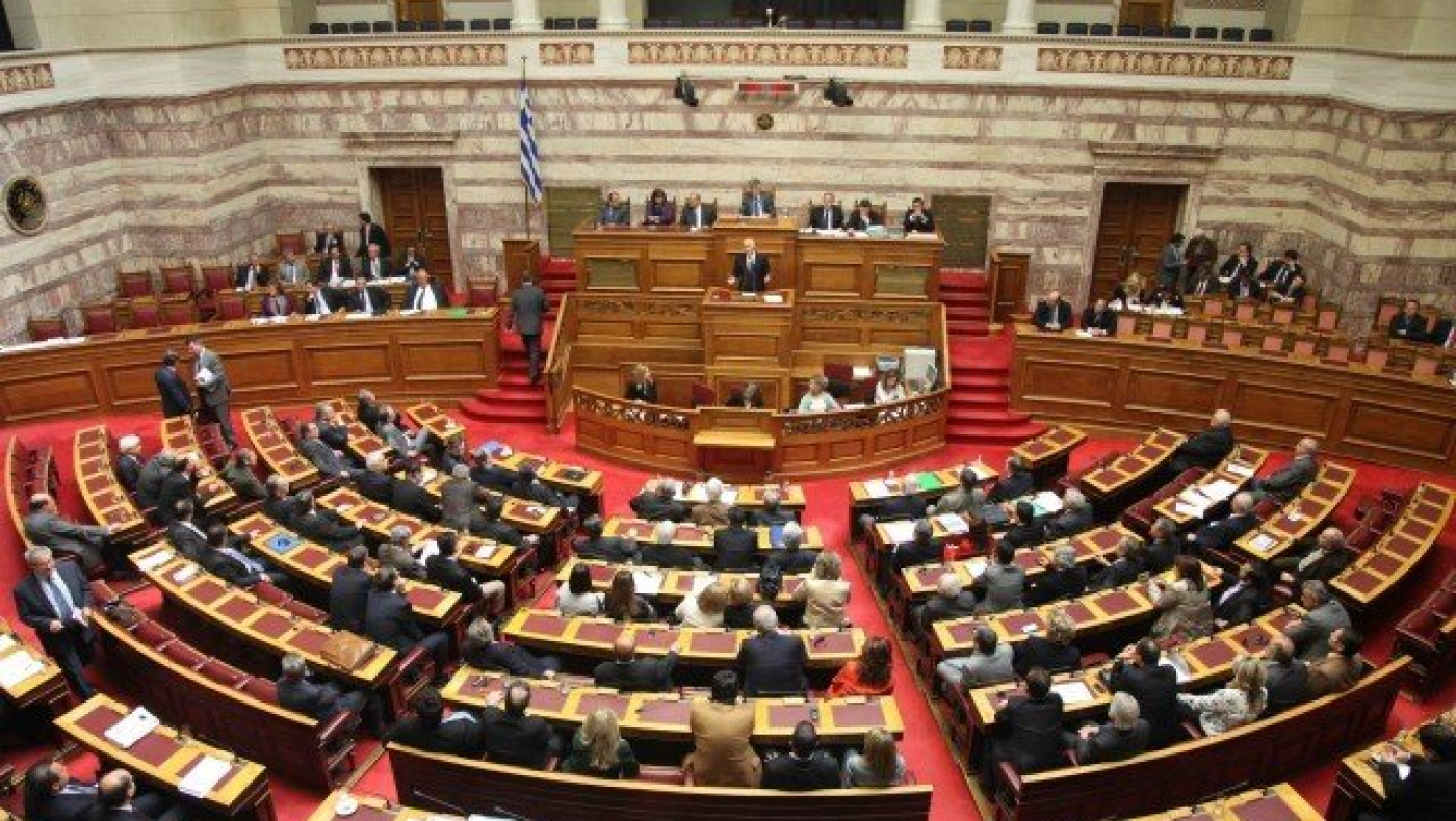 Στη Βουλή δικογραφίες σε βάρος πρώην, αλλά και νυν υπουργών