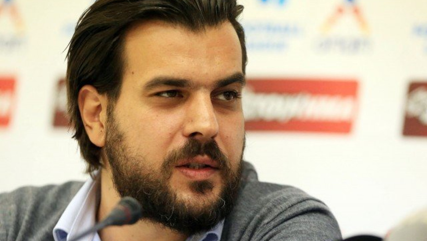 «Ή βλακεία ή πανικό δείχνει να επαναλαμβάνεις το ίδιο αυτογκόλ…»