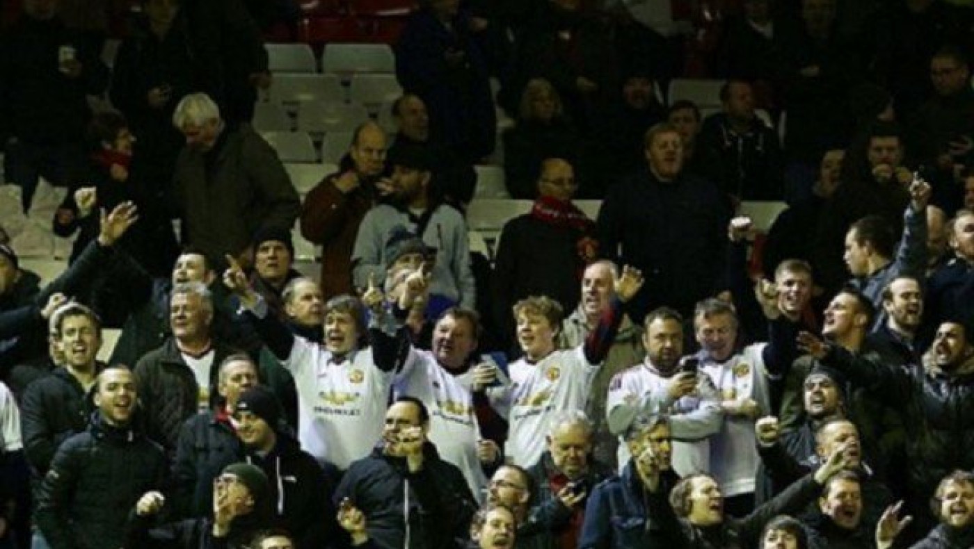 Καταδικάζει τα συνθήματα-ντροπή των οπαδών της η Γιουνάιτεντ