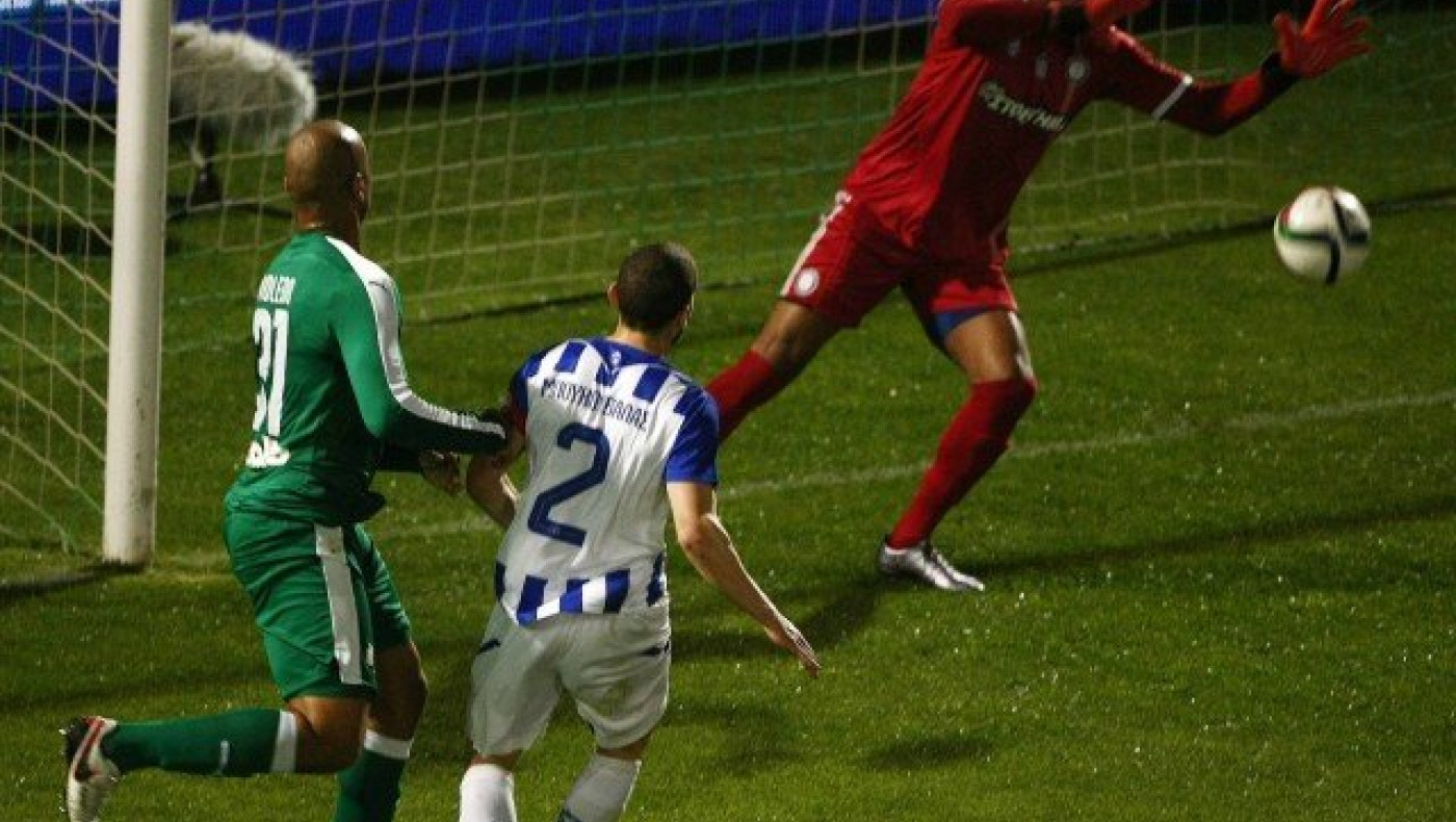 Τα δύο γκολ-δώρα του Χουάντερσον στον Μολέδο! (vids)