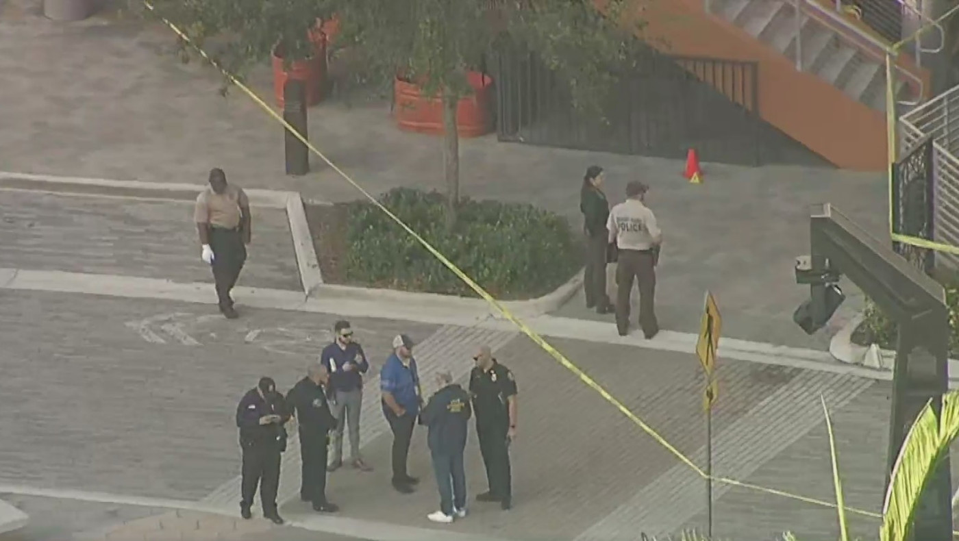 Φλόριντα: 2 νεκροί και 7 τραυματίες μετά από μακελειό σε μπαρ