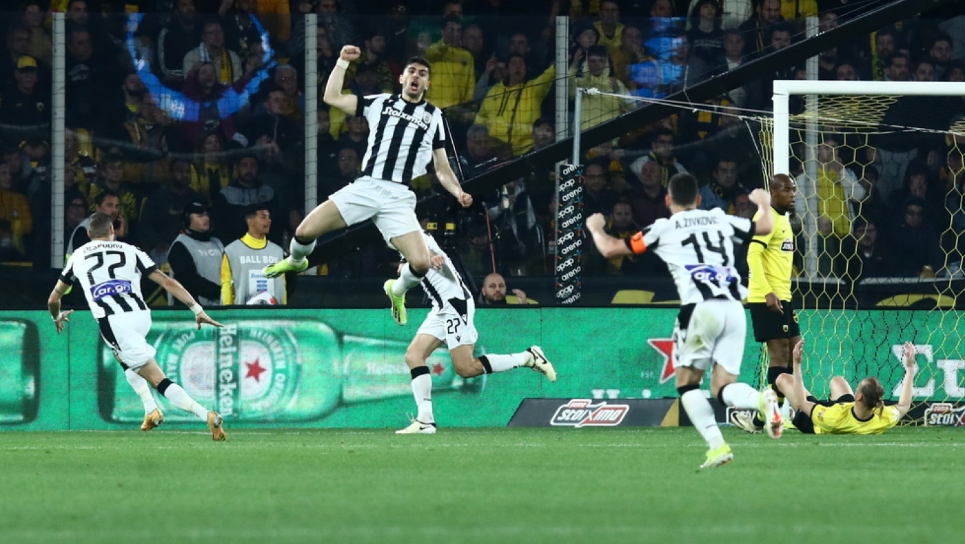 Παρακάμερα ΠΑΟΚ: Το ξέσπασμα του πάγκου στο γκολ του Οζντοέφ (vid)