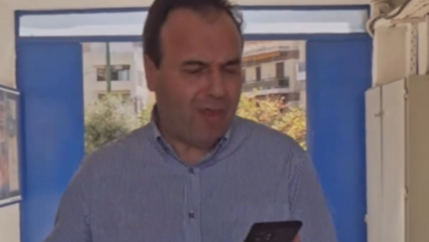 Δημήτρης Παπαστεργίου-Το βίντεο του υπουργού για τα εισιτήρια στα γήπεδα: «Ω ρε γκολάρα»