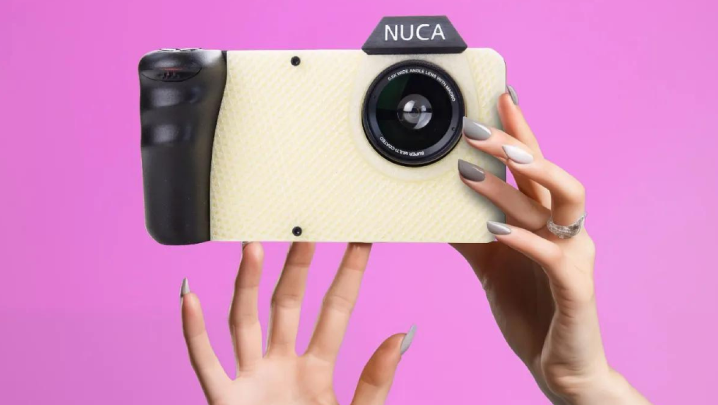 Κάμερα με τεχνητή νοημοσύνη «γδύνει» όσους φωτογραφίζει