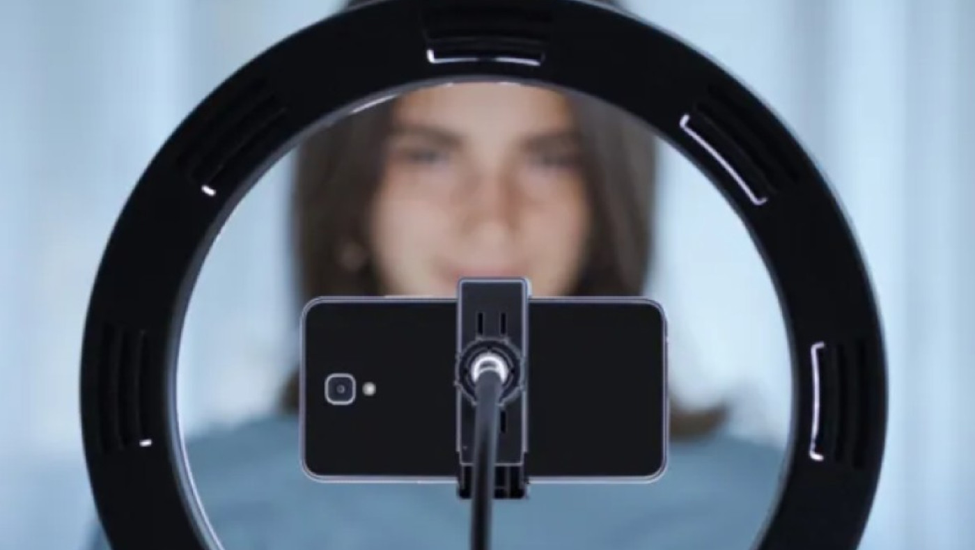 Στο «μικροσκόπιο» του υπουργείου Ανάπτυξης 20 Έλληνες influencers