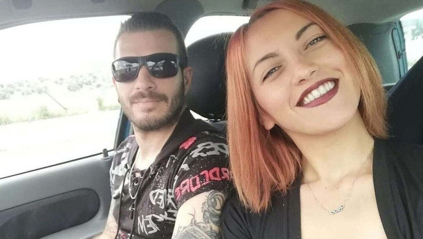 Αναπαράσταση της δολοφονίας της Κυριακής έξω από το Α.Τ. ζητά η οικογένεια της