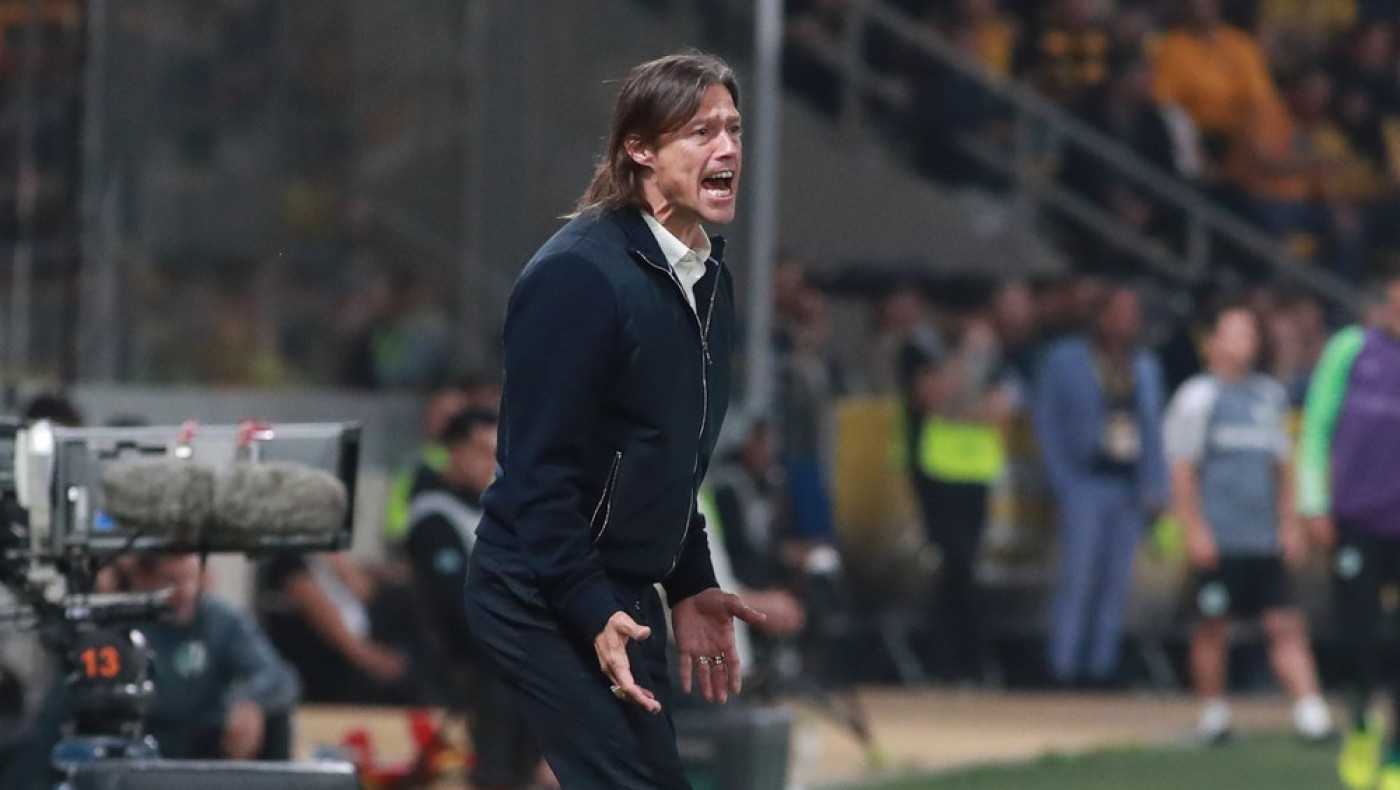 ΑΕΚ-Άρης: Διλήμματα στο μυαλό του Αλμέιδα