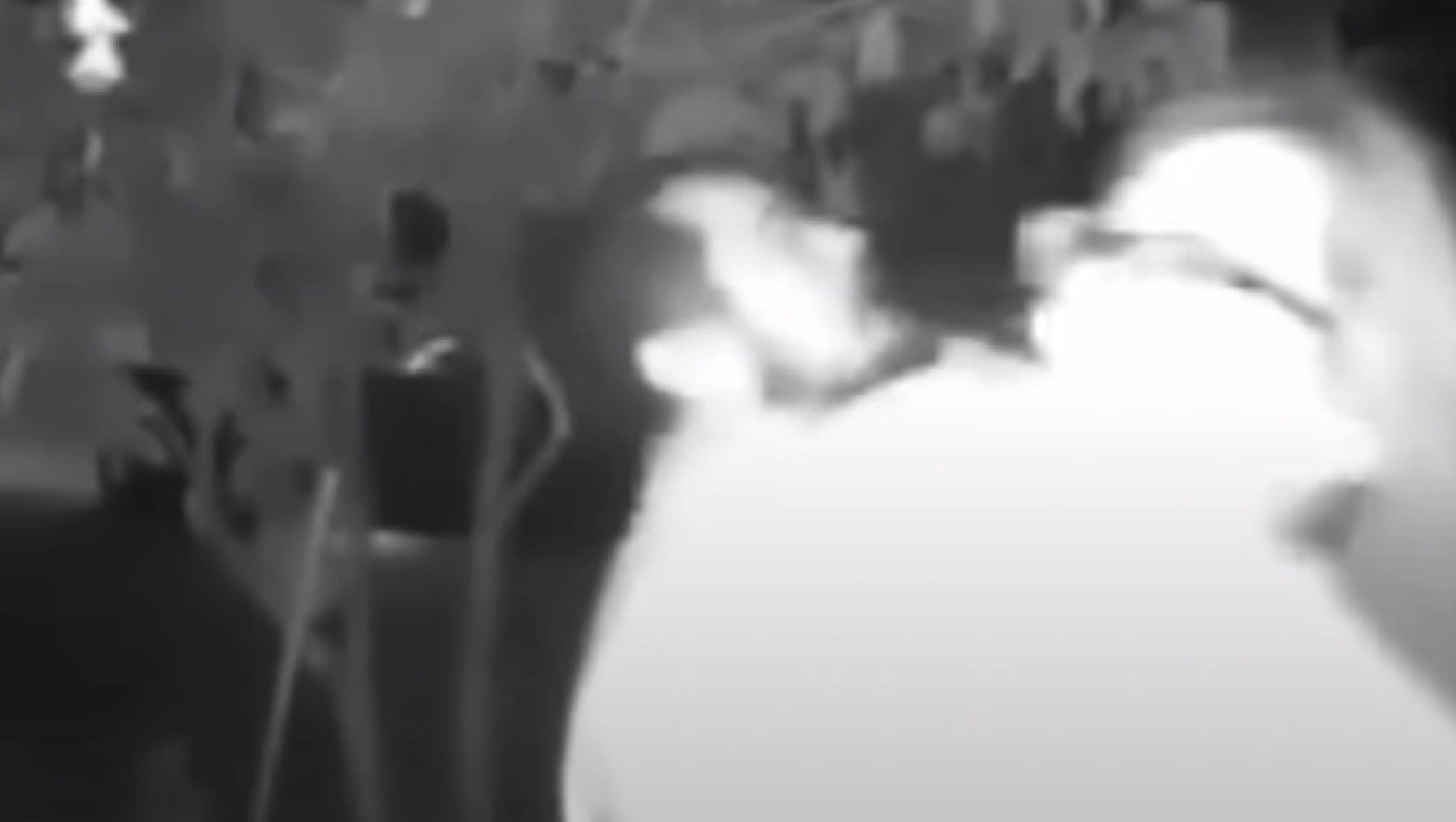 Σοκαριστική απαγωγή τη στιγμή που γυναίκα περίμενε στην πόρτα!