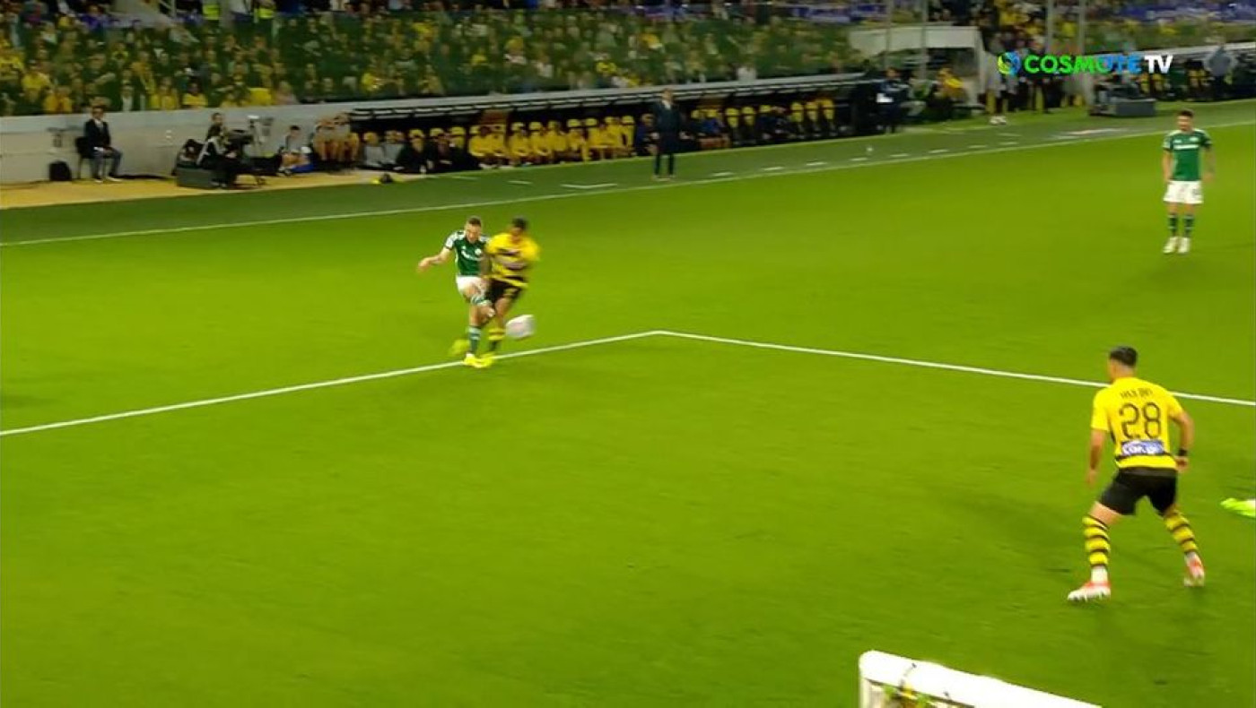 Φωνάζει ο Παναθηναϊκός για καθαρό πέναλτι κόντρα στην ΑΕΚ