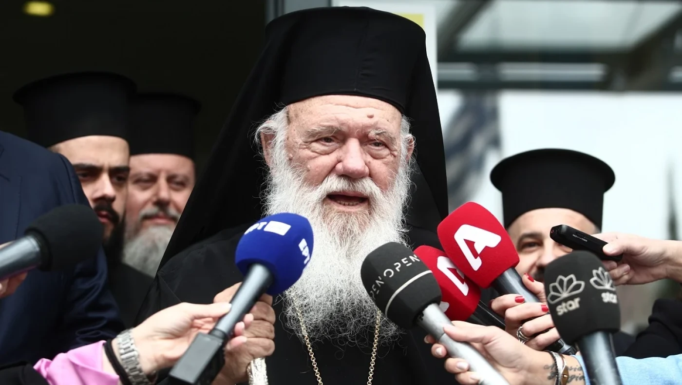 Ελληνική Λύση: Η απάντησε σε Ιερώνυμο-«Εκπρόσωπος Τύπου της ΝΔ»