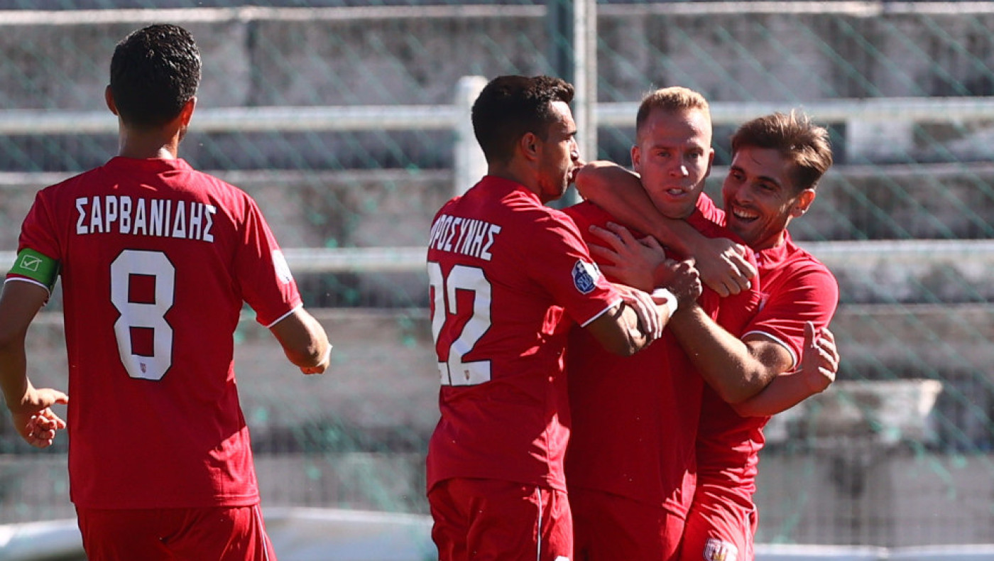 Άλμα παραμονής για Καμπανιακό, ζωντανή με Κλάους η Καρδίτσα