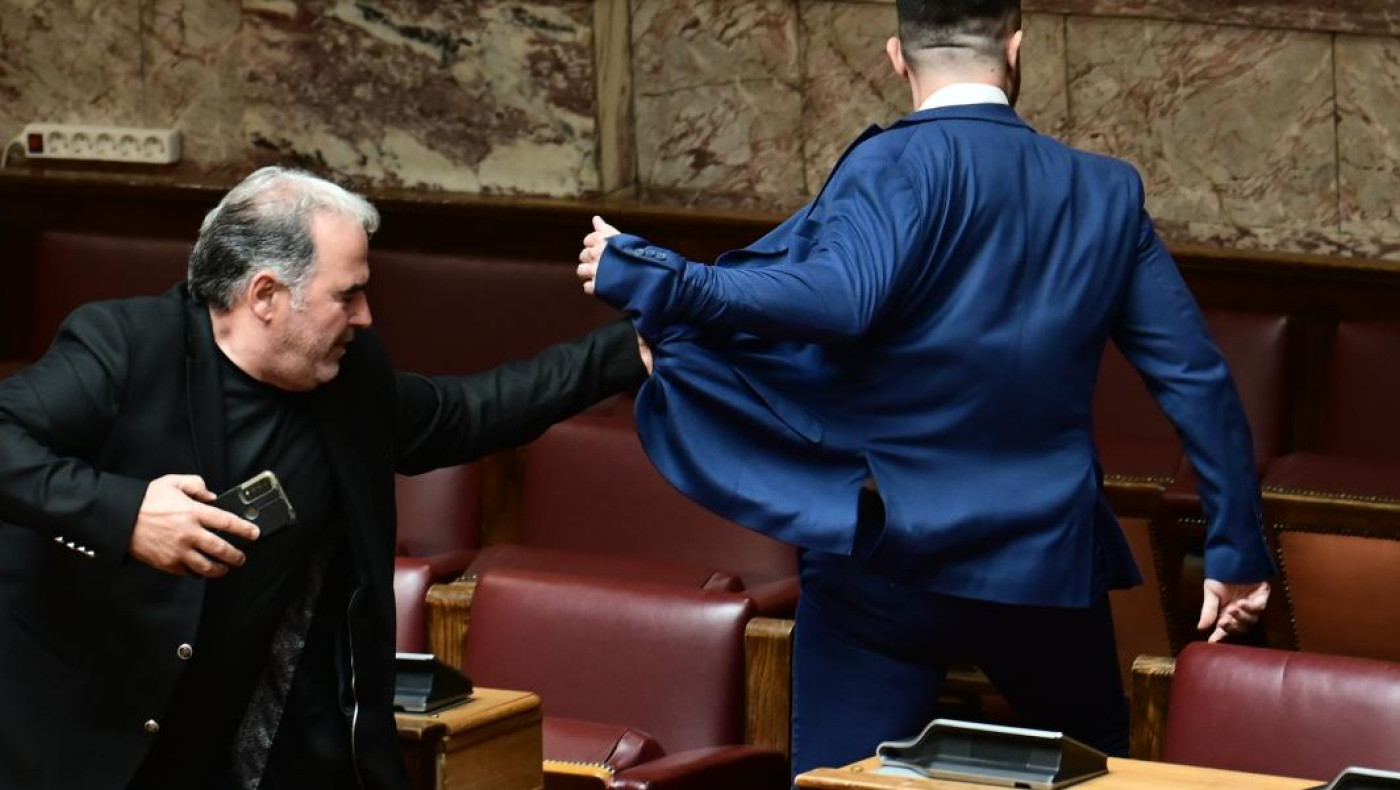 Βουλή: Οι φορές που το Κοινοβούλιο μετατράπηκε σε ρινγκ