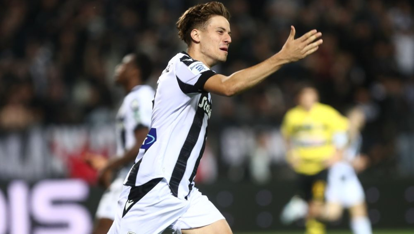 Ψαρράς: «Παίκτης από άλλη εποχή ο Κωνσταντέλιας, είναι όαση στο σημερινό ποδόσφαιρο»