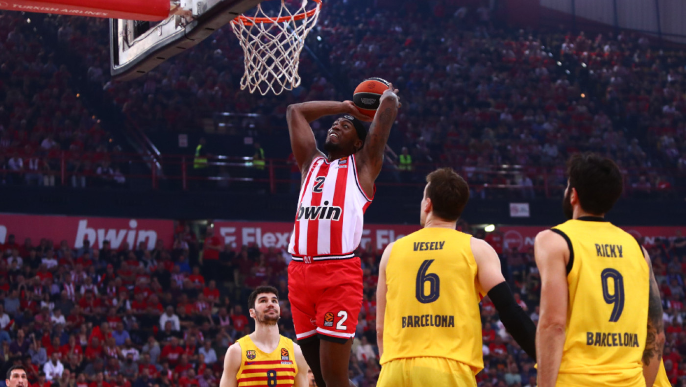 Χαρακίρι για τον Ολυμπιακό στην παράταση