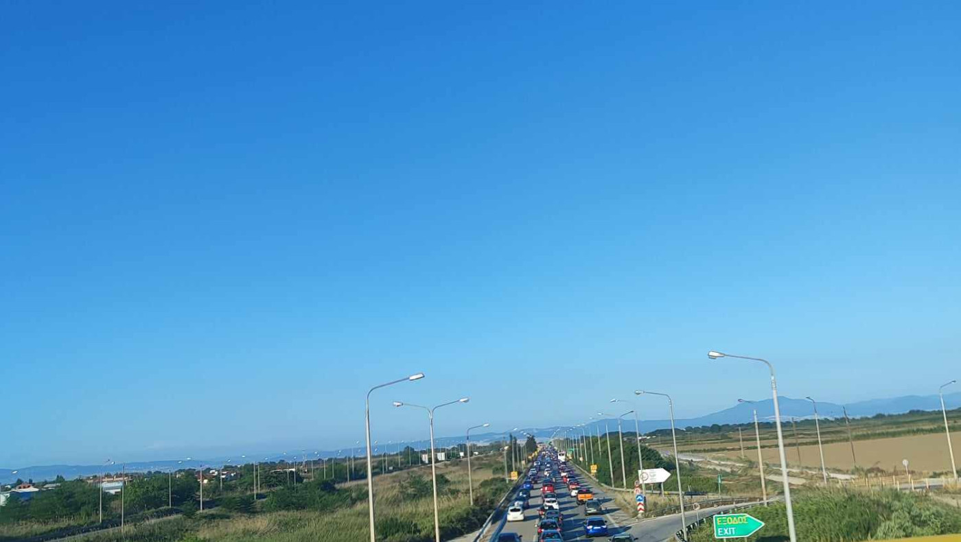 Με καθυστερήσεις σε Πιερία και Μάλγαρα η επιστροφή των εκδρομέων του Πάσχα - Οι εναλλακτικές διαδρομές