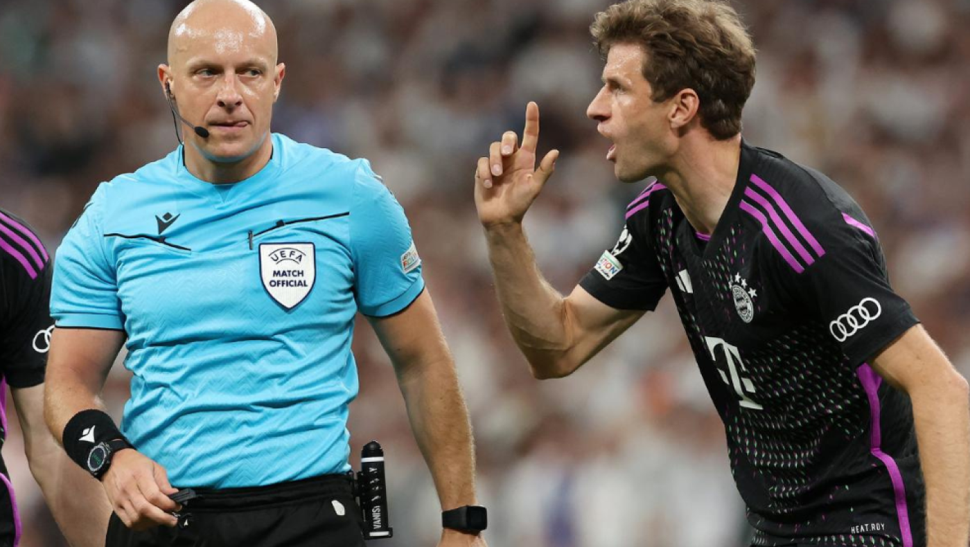 Εκτός εαυτού με τον διαιτητή ο Μίλερ: «Αυτά συμβαίνουν συχνά στο Μπερναμπέου, γελοία απόφαση»