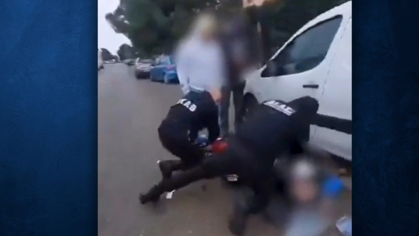 Γλυφάδα: Αστυνομικοί έσωσαν άνδρα που είχε υποστεί έμφραγμα (vid)