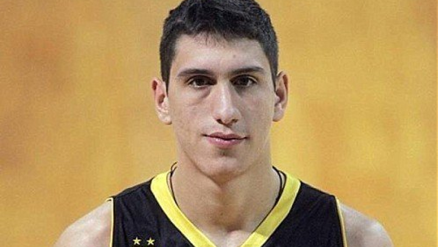 Ανακοινώθηκε ο Λαρετζάκης