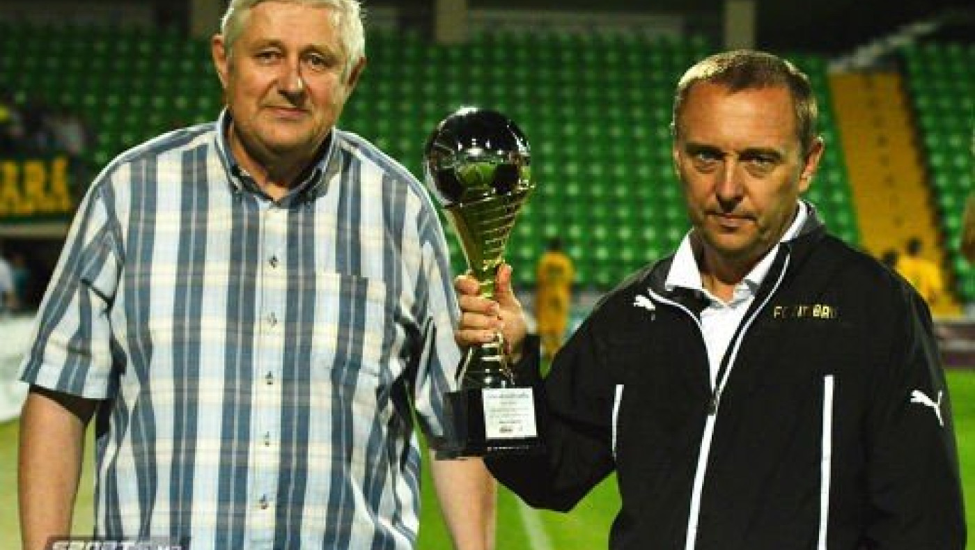 Βραβείο σε Κουμπάρεφ