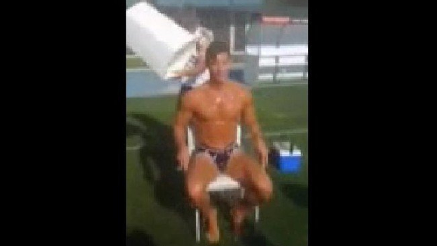 Το μπουγέλωμα του CR7!!(video)