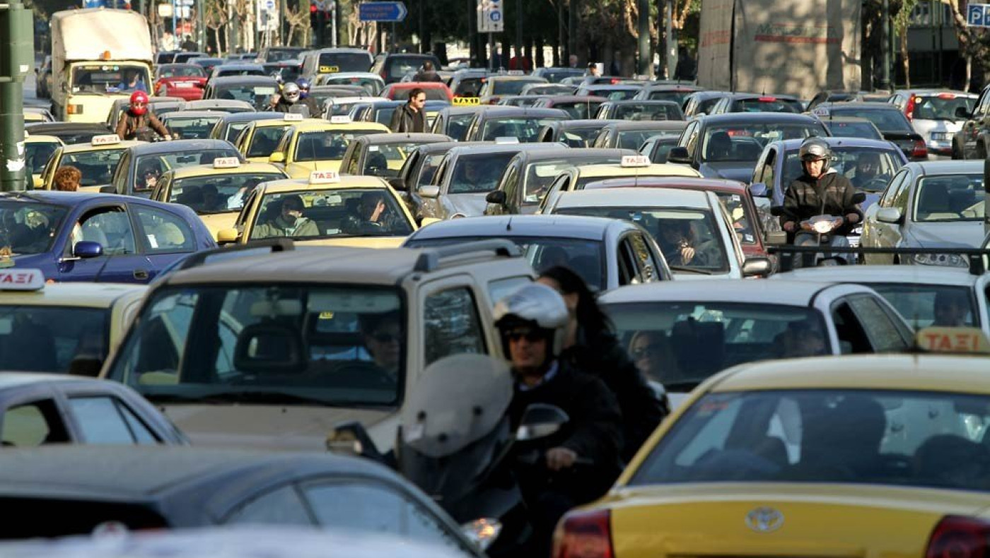 Γερμανική εφημερίδα συστήνει... μικτή ασφάλιση σε οδηγούς που έρχονται Ελλάδα!