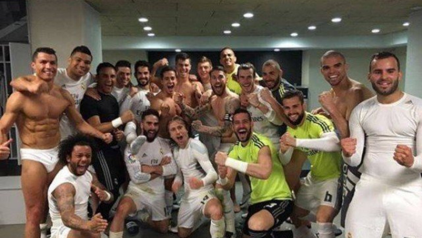 Η selfie των παικτών της Ρεάλ από τα αποδυτήρια του «Καμπ Νου»!