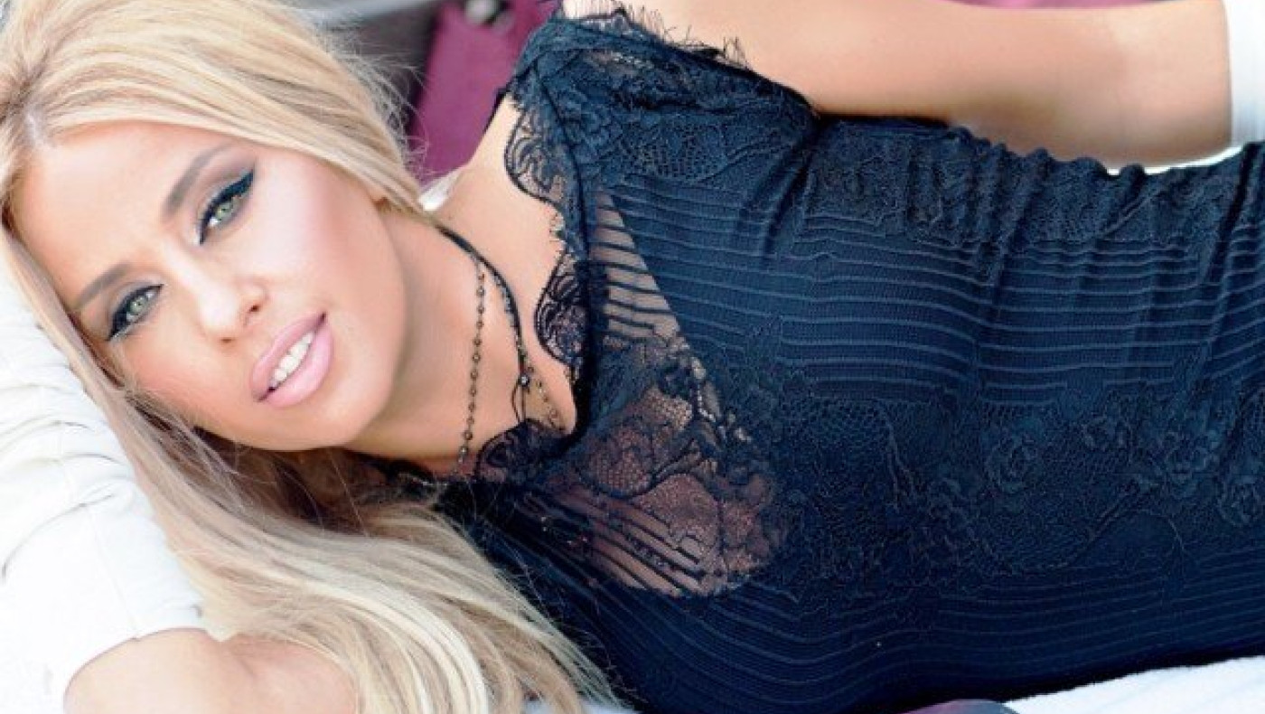 Η Γωγώ Μαστροκώστα σπάει τη σιωπή της για τη μάχη της με τον καρκίνο