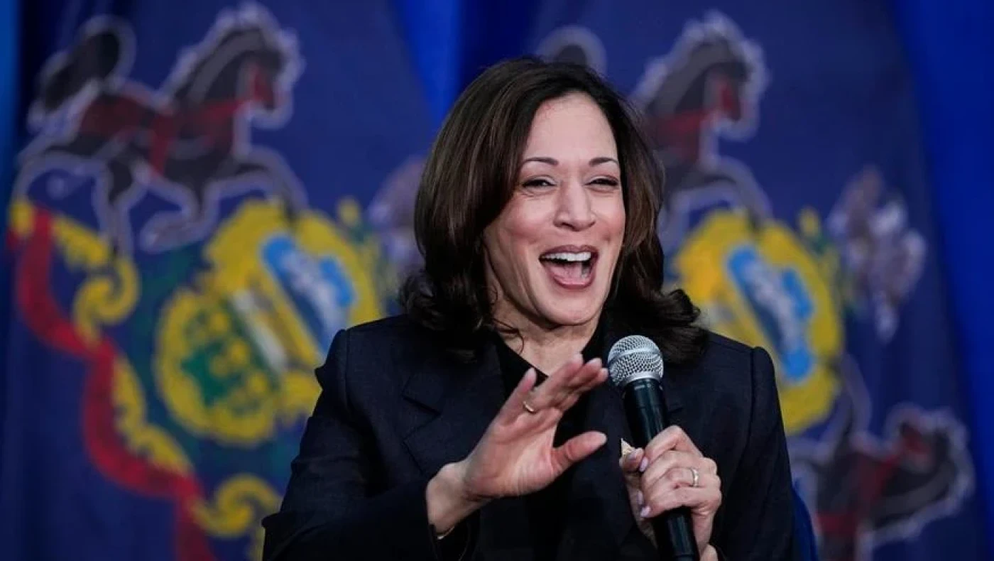 ΗΠΑ-Καμάλα Χάρις: «Σπάστε αυτή τη γ***η πόρτα!»-Πάγωσε το ακροατήριο