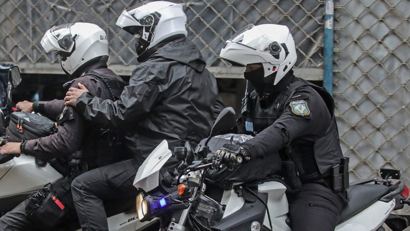 Θεσσαλονίκη: Επεισοδιακή σύλληψη πλησίον του ΑΠΘ για ναρκωτικά και όπλο