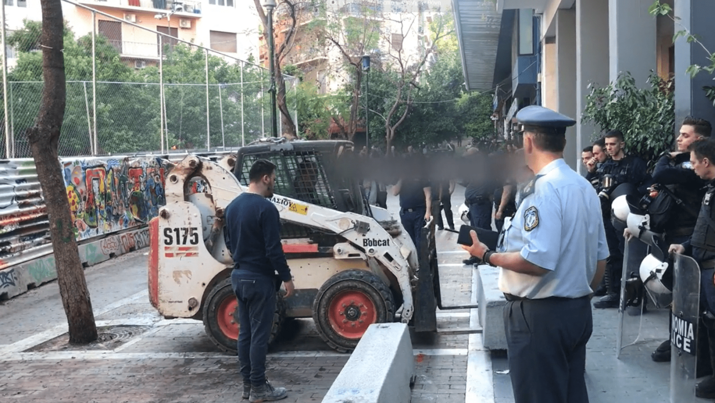 Εξάρχεια: Στους δρόμους οι κάτοικοι με την επανέναρξη των εργασιών του Μετρό