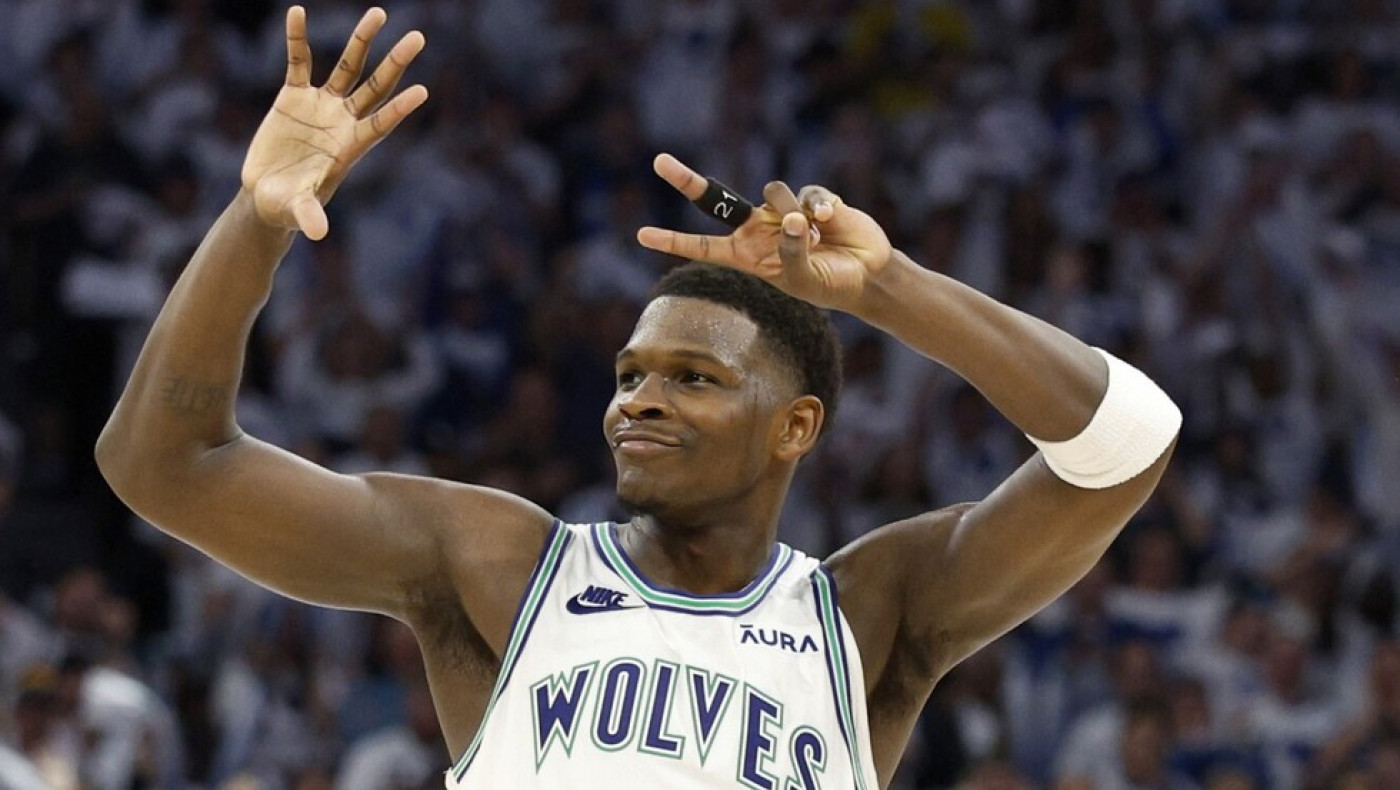 ΝΒΑ: Ο Άντονι Έντουαρντς μοιράζει «40άρες»