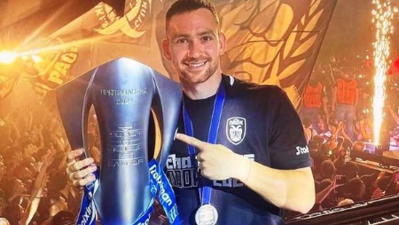 Euro 2024: Στην αποστολή της Σερβίας ο Αντρίγια Ζίφκοβιτς