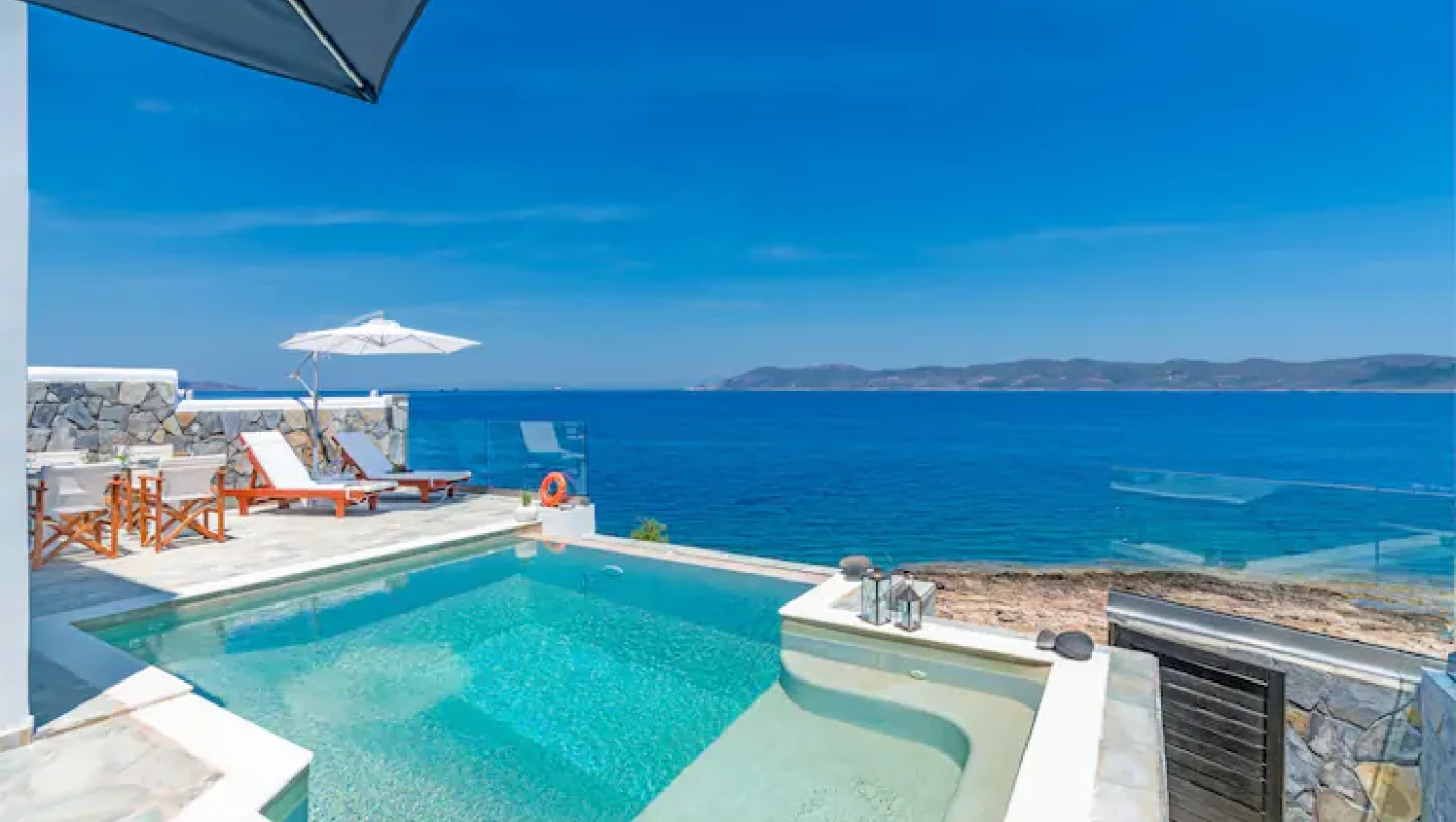 Airbnb: Ποιοι είναι οι 12 πιο δημοφιλείς προορισμοί στην Ελλάδα