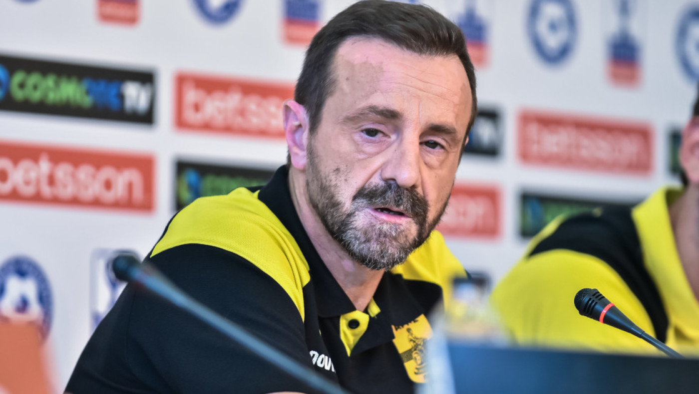 Εχει τα βασικά κομμάτια  στην άμυνα