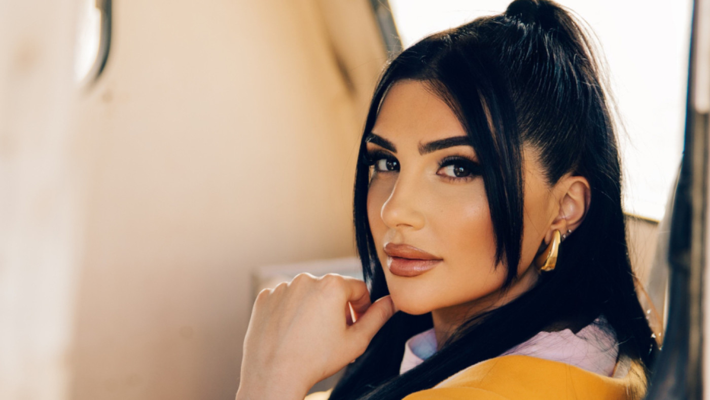 Συνεργασία-φωτιά για Sarina Cross και Κυριάκο Παπαδόπουλο (vid)