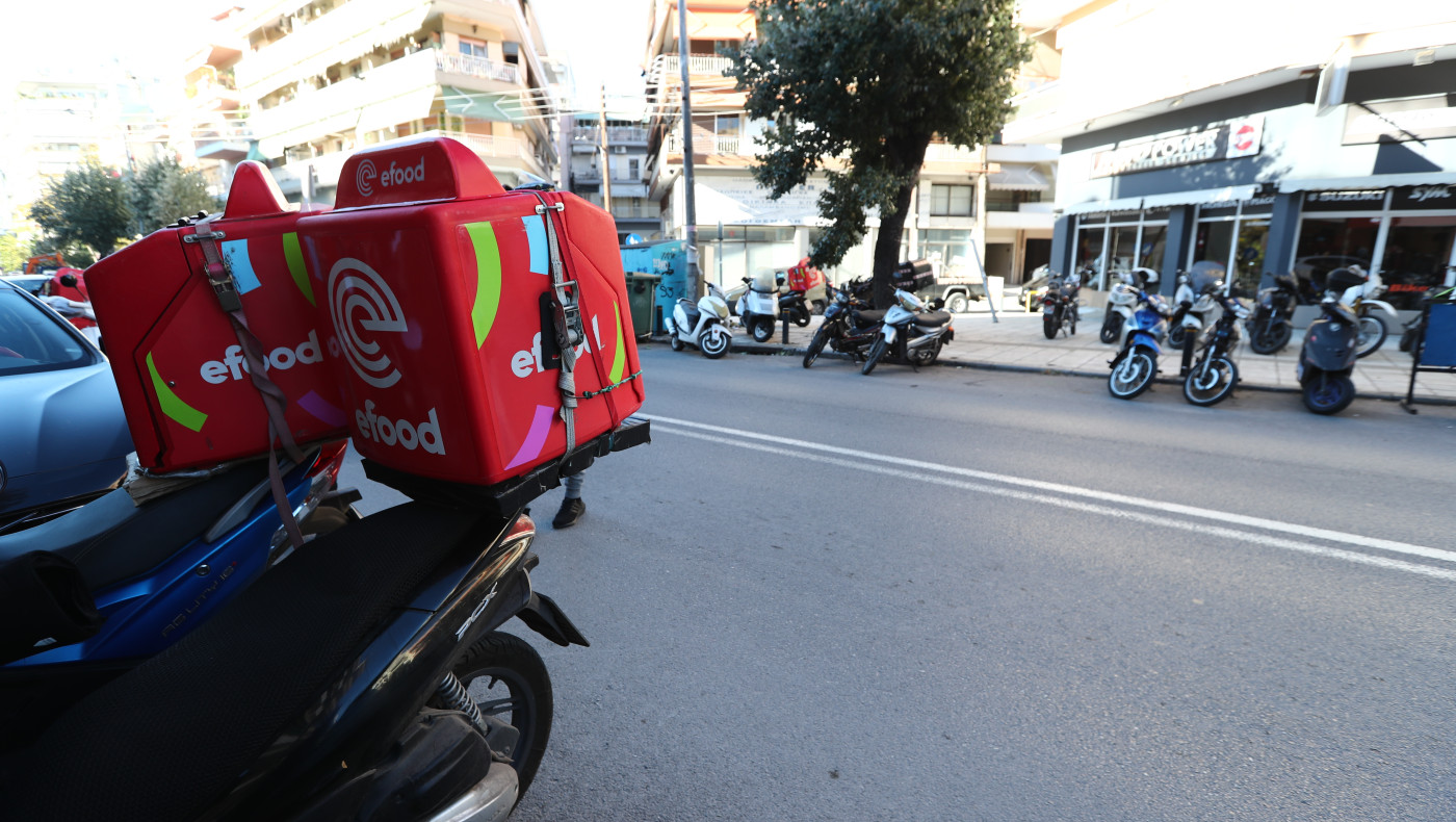Εφαρμογές delivery: Έρχεται ράλι ακρίβειας λόγω των προμηθειών «φωτιά»