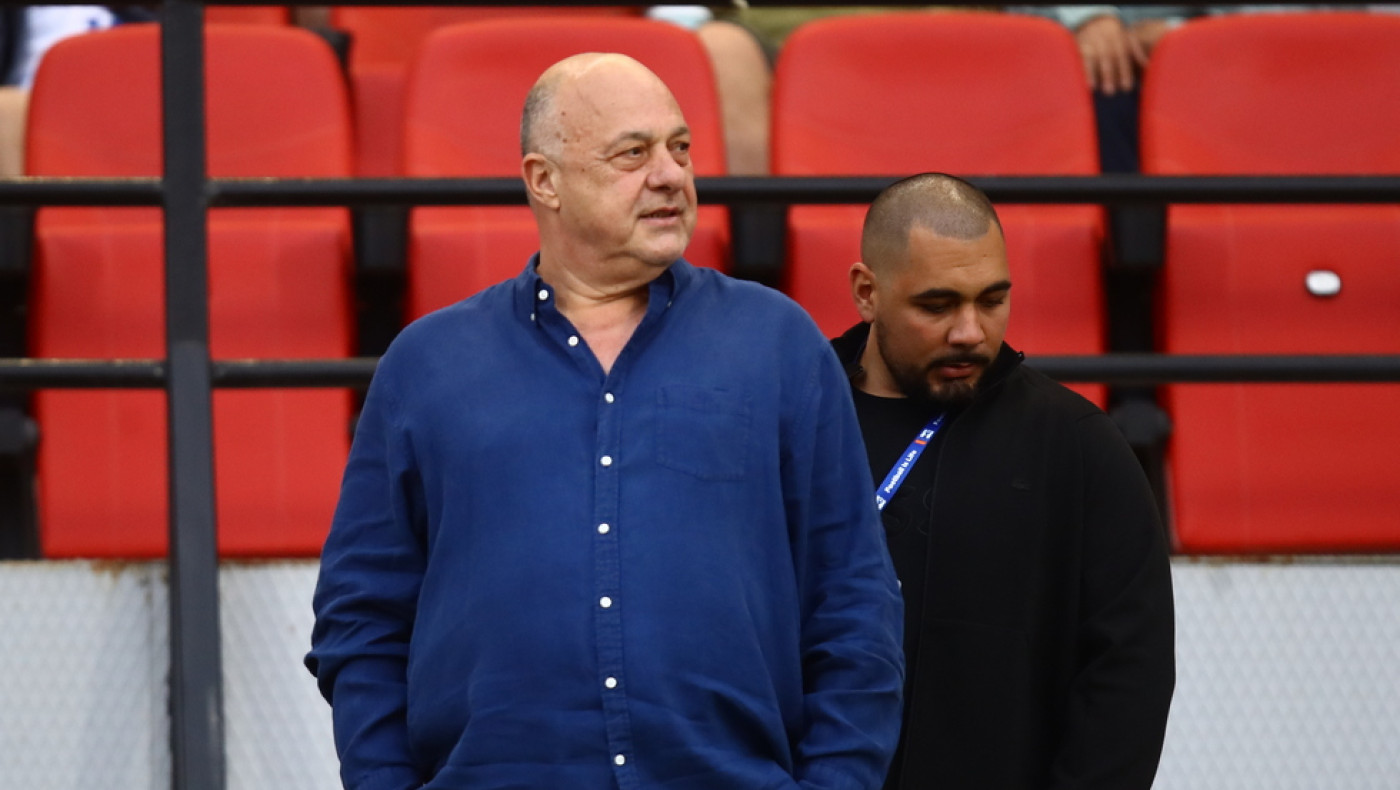 Ξέσπασμα Μπέου: «Είστε για κλωτσιές, δεν σας αξίζει μία ομάδα στην Α' Εθνική» (vid)