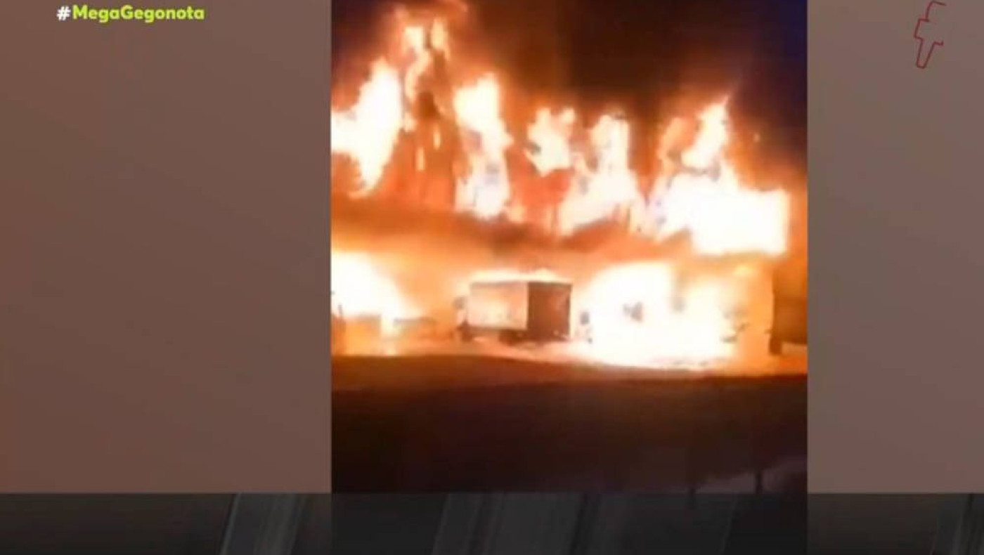 Λαμία: Ταυτοποιήθηκε ύποπτος για τη φωτιά στο εργοστάσιο τροφίμων-Νέο βίντεο ντοκουμέντο