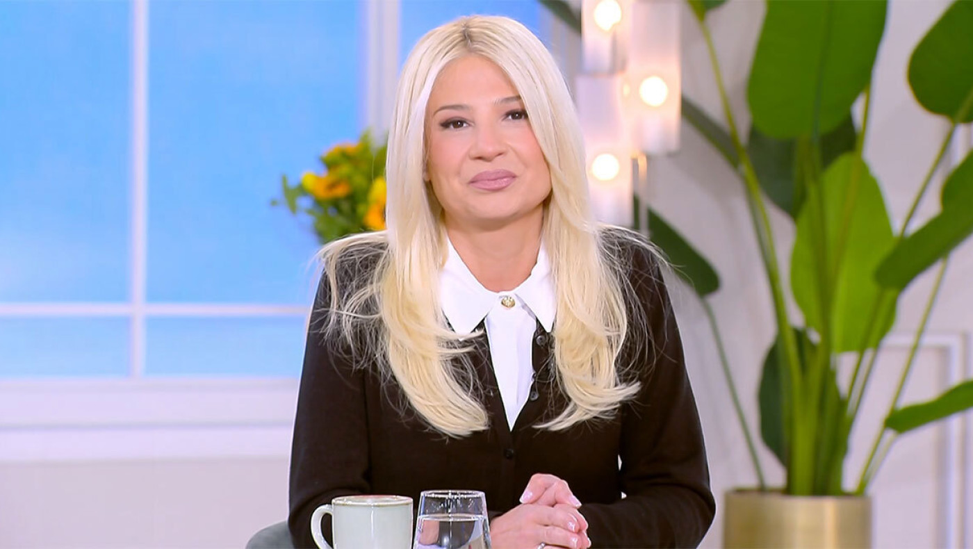 «Buongiorno»: Πανηγύρισαν την πρόκριση του Ολυμπιακού με σημαίες (vid)