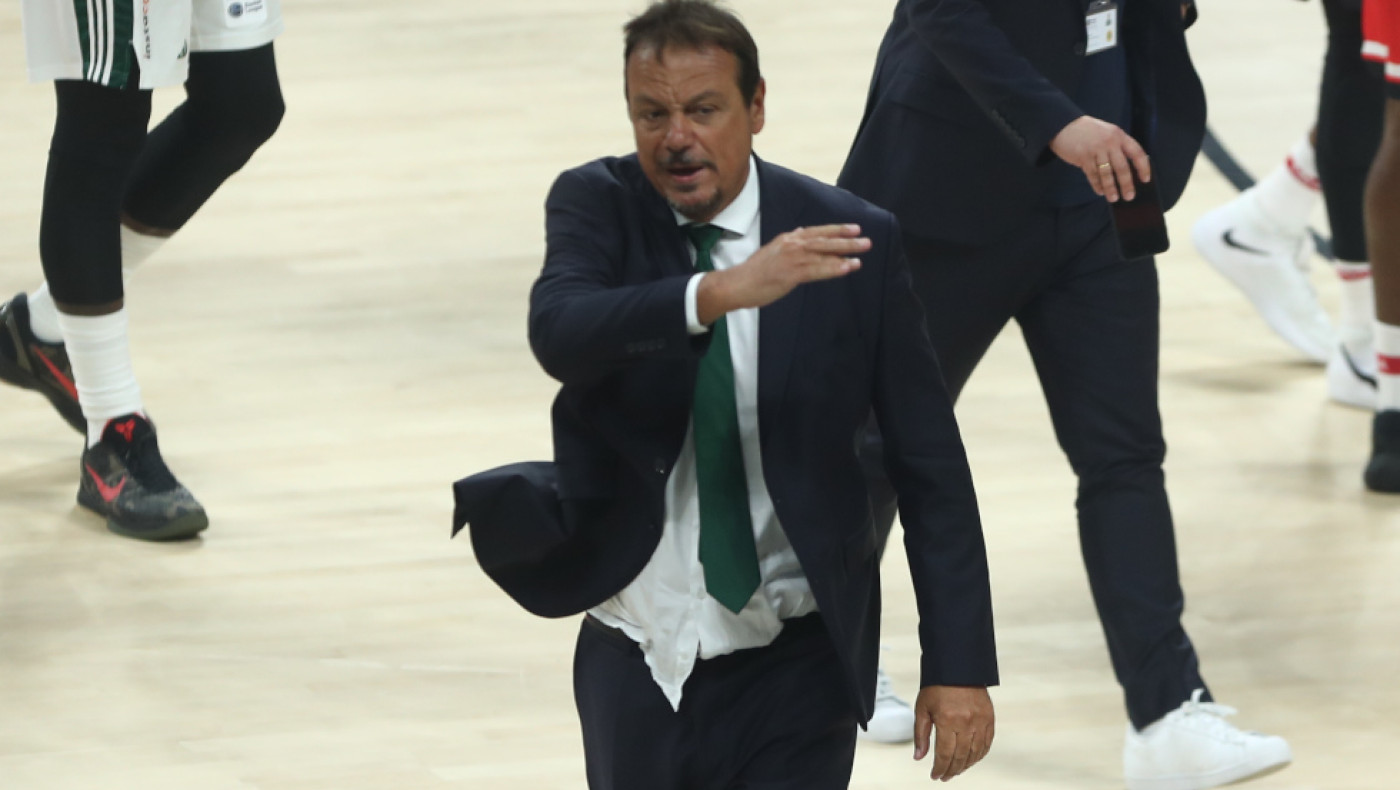 Ξέσπασμα Αταμάν μετά την ήττα: Τώρα καταλαβαίνω γιατί στο ποδόσφαιρο δεν υπάρχουν Έλληνες διαιτητές