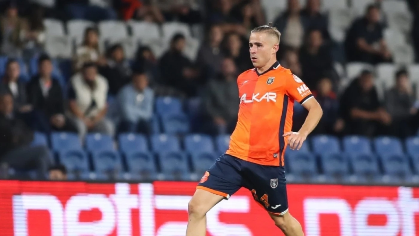 Δεν το κουνάει από την Τουρκία ο Πέλκας - Μέχρι το 2026 στην Μπασάκσεχιρ