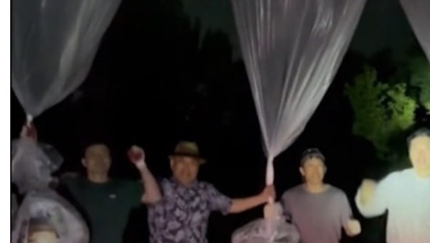 Νότια Κορέα: Ακτιβιστές γέμισαν τη... Βόρεια Κορέα με φυλλάδια κατά του Κιμ Γιονγκ Ουν